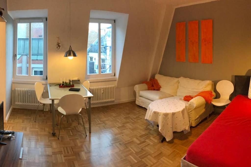 Sonnig, Modern, Zentral Mit Parkhaus Nebenan Checkin123 Apartamento Wiesbaden Exterior foto